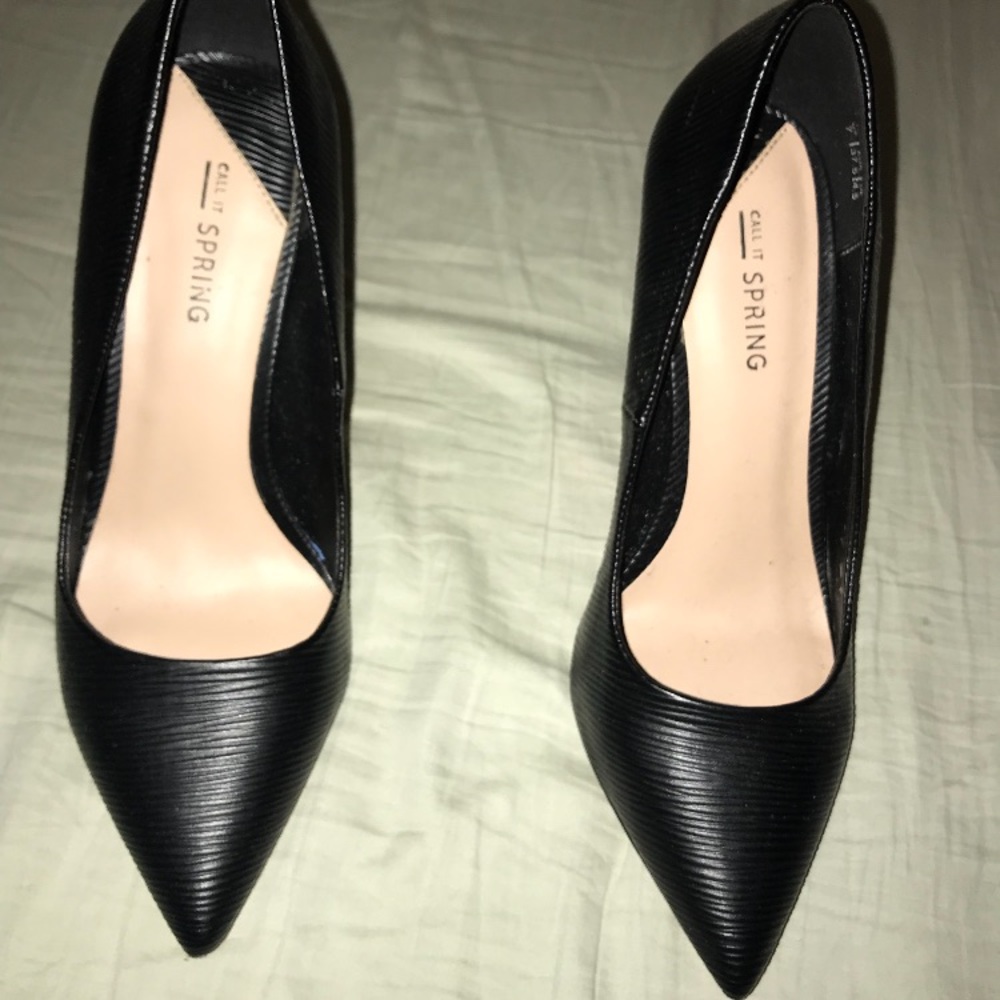 black call it spring 👠heels! 🤩